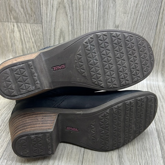 TEVA FOXY MID BLACK BOOTS - Picture 11 of 13